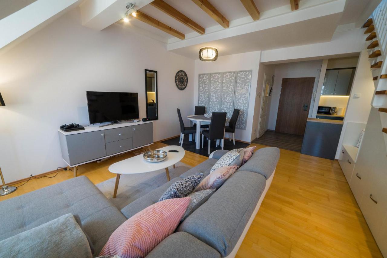 Apartament51 Mikołajki エクステリア 写真